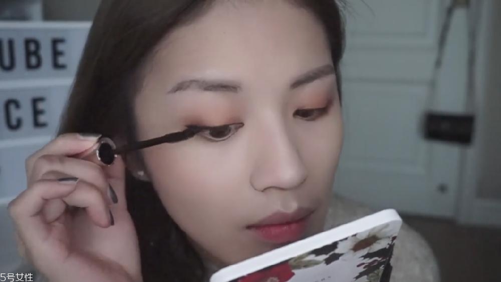 短睫毛怎么夾才會翹 睫毛短怎么使用睫毛夾 短睫毛怎么夾才會翹 睫毛短怎么使用睫毛夾