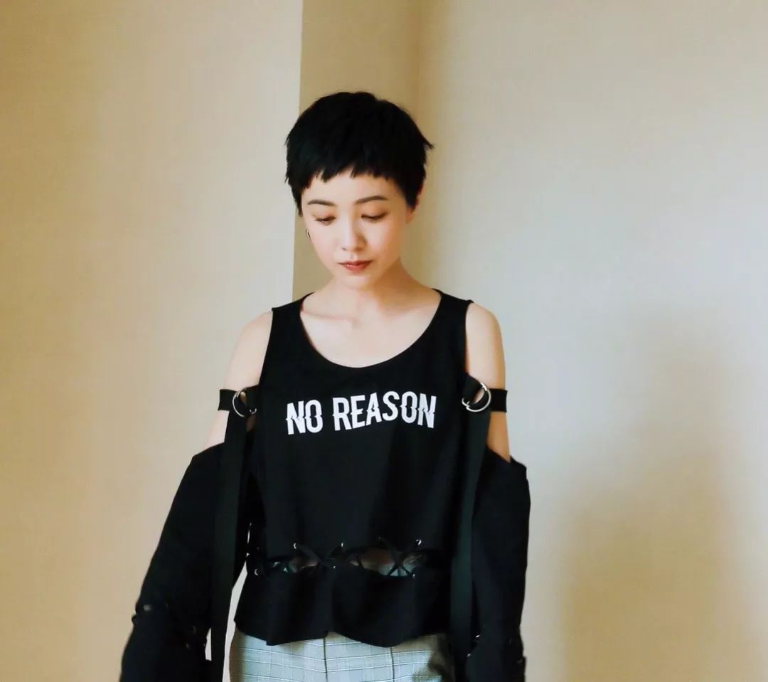 短發(fā)女明星發(fā)型圖片 短發(fā)發(fā)型依然女神 短發(fā)女明星發(fā)型圖片 短發(fā)發(fā)型依然女神