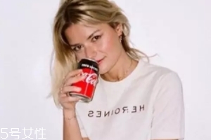 拍照怎么擺姿勢更自然？教你自然慵懶拍照風(fēng)