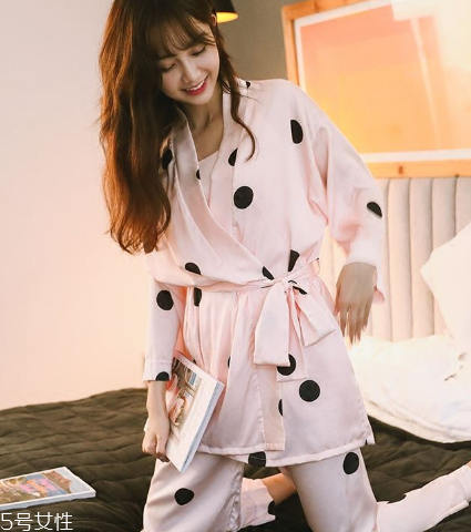 睡衣緊身睡覺好嗎？睡衣太緊的危害