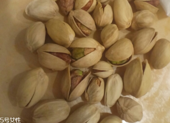 開心果會(huì)不會(huì)上火？上火能吃開心果嗎？