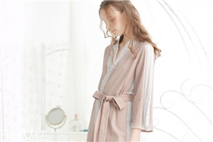 睡衣純棉的好還是冰絲的好？睡衣買純棉還是冰絲的