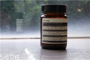 伊索蜜柑水潤(rùn)乳霜怎么樣 aesop蜜柑水潤(rùn)乳霜好用嗎 伊索蜜柑水潤(rùn)乳霜怎么樣 aesop蜜柑水潤(rùn)乳霜好用嗎