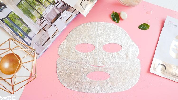 oozoo傲卓銀箔面膜有熒光劑嗎 傲卓銀箔面膜熒光劑測試 oozoo傲卓銀箔面膜有熒光劑嗎 傲卓銀箔面膜熒光劑測試