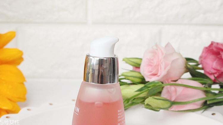 darphin多效舒緩精華液敏感肌能用嗎？油皮能用嗎？