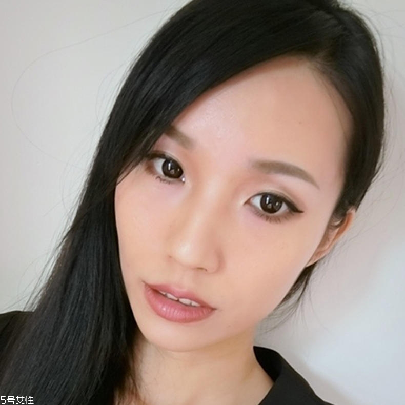 混血妝容怎么化 混血深邃妝4部曲 混血妝容怎么化 混血深邃妝4部曲