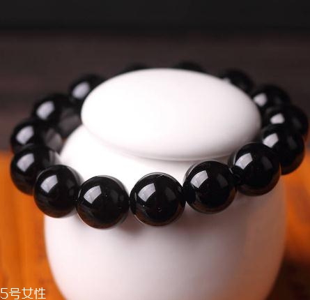 黑瑪瑙手串多少顆？黑瑪瑙手串顆數(shù)講究