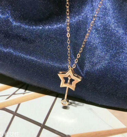 項(xiàng)鏈可以帶上飛機(jī)嗎？項(xiàng)鏈能不能上飛機(jī)