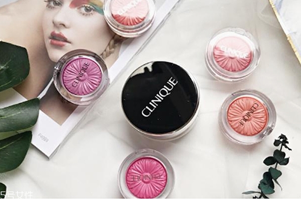 慕絲腮紅和液狀腮紅哪個(gè)好 慕絲腮紅和液體腮紅區(qū)別 慕絲腮紅和液狀腮紅哪個(gè)好 慕絲腮紅和液體腮紅區(qū)別