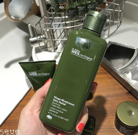 調(diào)理水和收斂水哪個好 調(diào)理水和收斂水區(qū)別 調(diào)理水和收斂水哪個好 調(diào)理水和收斂水區(qū)別