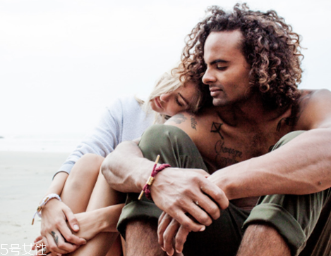 rastaclat小獅子手鏈正確戴法 rastaclat手鏈怎么戴 rastaclat小獅子手鏈正確戴法 rastaclat手鏈怎么戴