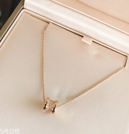 項鏈au750什么意思？項鏈au750代表什么