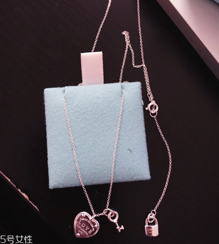 項(xiàng)鏈s925一條大約多少錢？s925項(xiàng)鏈?zhǔn)袌鰞r(jià)位