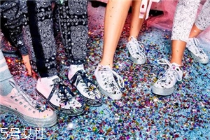 converse匡威聯(lián)名miley cyrus系列多少錢_在哪買？