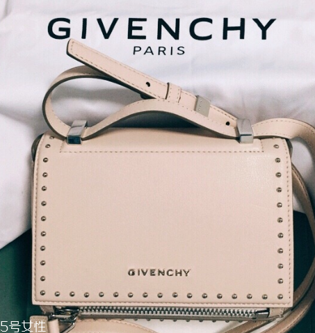 紀梵希潘多拉盒子包多少錢？紀梵希潘多拉盒子包價格