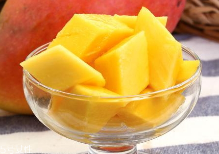 貴妃芒怎么切 貴妃芒的切法 貴妃芒怎么切 貴妃芒的切法