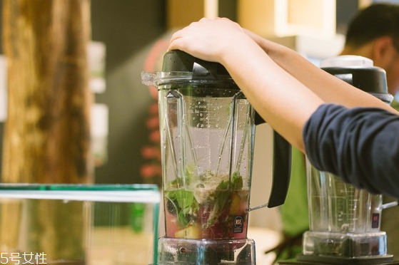 自制果昔怎么做 瘦身好喝果昔diy食譜 自制果昔怎么做 瘦身好喝果昔diy食譜