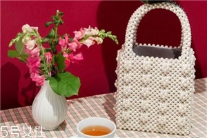 shrimps珍珠包多少錢？shrimps珍珠包包價格