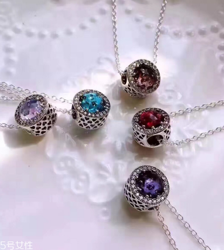 項(xiàng)鏈上的wk是什么意思？項(xiàng)鏈上wk代表什么含義