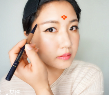 漢服唇妝怎么化 漢服唇妝適合什么顏色 漢服唇妝怎么化 漢服唇妝適合什么顏色