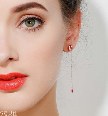 little joys熱氣球耳釘多少錢(qián)？little joys熱氣球不對(duì)稱耳釘價(jià)格