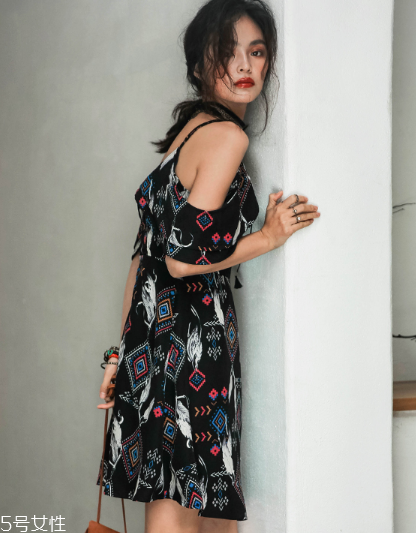 2018夏天流行什么連體褲？夏天最火的連體褲款式