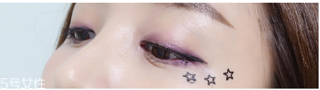 紫色妝容怎么畫 紫色妝容講解 紫色妝容怎么畫 紫色妝容講解