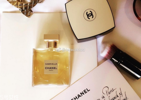 香奈兒嘉柏麗香水好聞嗎 香奈兒嘉柏麗香水價(jià)格 香奈兒嘉柏麗香水好聞嗎 香奈兒嘉柏麗香水價(jià)格