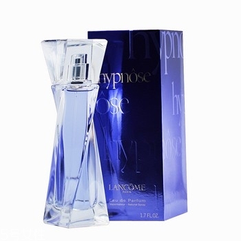 如何根據(jù)年齡氣質(zhì)挑選香水 最受女性歡迎的香水品牌 如何根據(jù)年齡氣質(zhì)挑選香水 最受女性歡迎的香水品牌