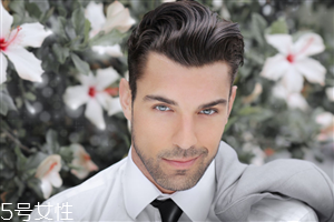 男士香水什么牌子好聞 男士怎么噴香水才好 男士香水什么牌子好聞 男士怎么噴香水才好