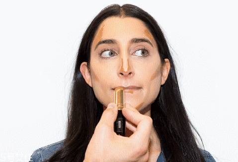 修容筆使用方法圖解 修容筆使用視頻 修容筆使用方法圖解 修容筆使用視頻