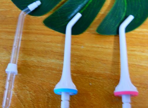 心諾xnuo沖牙器怎么樣？心諾沖牙器和潔碧沖牙器哪個好