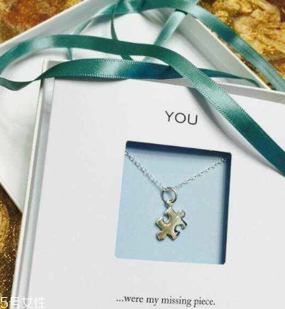 lily charmed正品在哪買？lily charmed項鏈購買方式