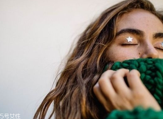 12星座2018年5月運(yùn)勢大解析 單身水瓶會陷入熱戀 12星座2018年5月運(yùn)勢大解析 單身水瓶會陷入熱戀