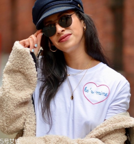 項(xiàng)鏈買了可以退嗎？項(xiàng)鏈買回來后還能退嗎