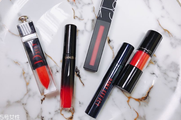 奢侈品唇釉哪個(gè)好 大牌唇釉實(shí)測大評比 奢侈品唇釉哪個(gè)好 大牌唇釉實(shí)測大評比