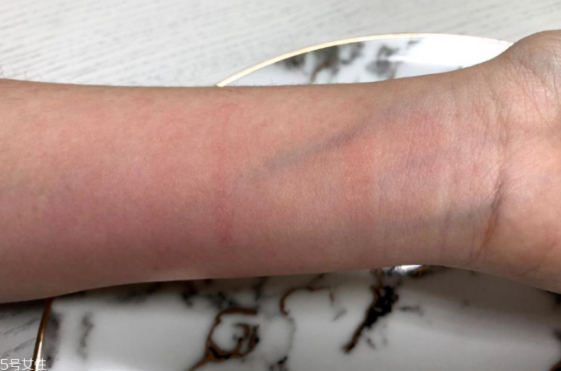 奢侈品唇釉哪個(gè)好 大牌唇釉實(shí)測大評比 奢侈品唇釉哪個(gè)好 大牌唇釉實(shí)測大評比