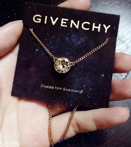 紀(jì)梵希項鏈?zhǔn)鞘裁床馁|(zhì)？紀(jì)梵希項鏈材質(zhì)介紹