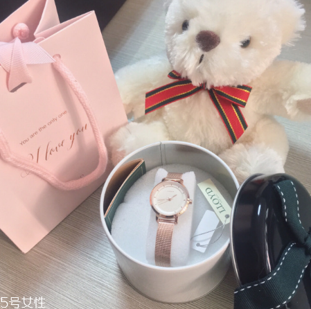 lloyd手表表帶怎么調(diào)？lloyd手表表帶調(diào)節(jié)方法