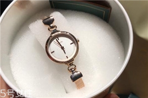 lloyd手表表帶怎么調(diào)？lloyd手表表帶調(diào)節(jié)方法