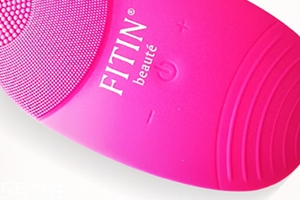 fitin潔面儀和露娜哪個(gè)好？泰國(guó)fitin潔面儀和luna潔面儀對(duì)比