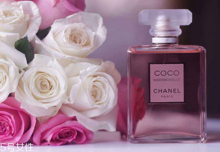 秋天適合什么味的香水 適合秋天用的香水推薦 秋天適合什么味的香水 適合秋天用的香水推薦