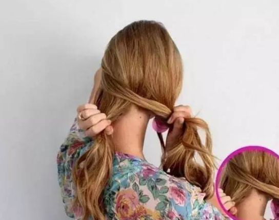 菠蘿辮自己怎么編好看 菠蘿辮自己編發(fā)方法 菠蘿辮自己怎么編好看 菠蘿辮自己編發(fā)方法