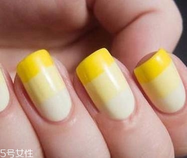 黃色條紋美甲教程 黃色系條紋美甲款式大全 黃色條紋美甲教程 黃色系條紋美甲款式大全
