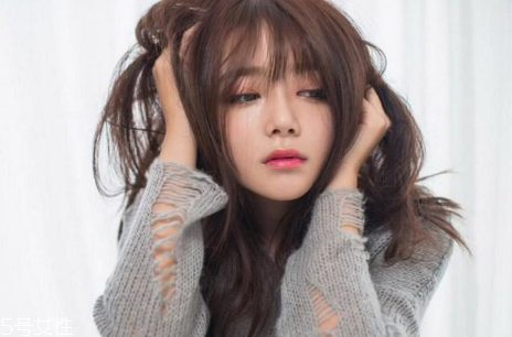 藕粉色眼影配什么口紅 藕粉色日常眼妝教程 藕粉色眼影配什么口紅 藕粉色日常眼妝教程