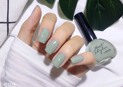 莫蘭迪色美甲圖片 莫蘭迪色美甲款式大全 莫蘭迪色美甲圖片 莫蘭迪色美甲款式大全