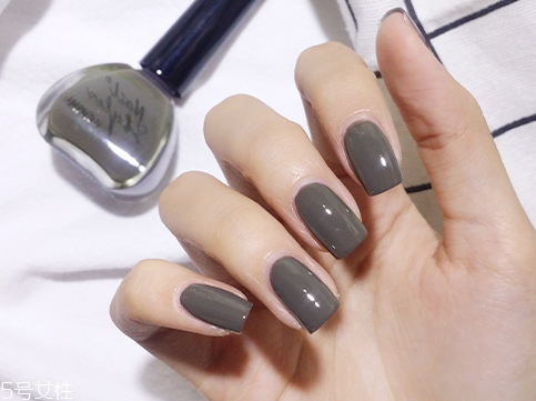 莫蘭迪色美甲圖片 莫蘭迪色美甲款式大全 莫蘭迪色美甲圖片 莫蘭迪色美甲款式大全