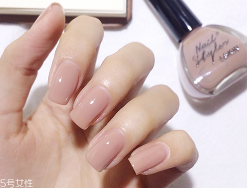 莫蘭迪色美甲圖片 莫蘭迪色美甲款式大全 莫蘭迪色美甲圖片 莫蘭迪色美甲款式大全