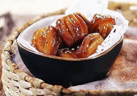 蜜三刀熱量 吃蜜三刀會(huì)胖嗎 蜜三刀熱量 吃蜜三刀會(huì)胖嗎