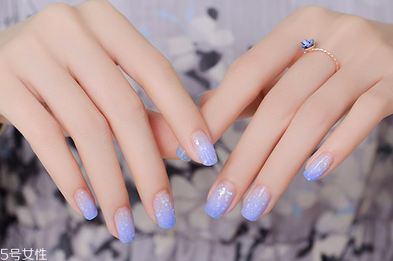 溫變美甲圖片 2018溫變顯白美甲新款式 溫變美甲圖片 2018溫變顯白美甲新款式